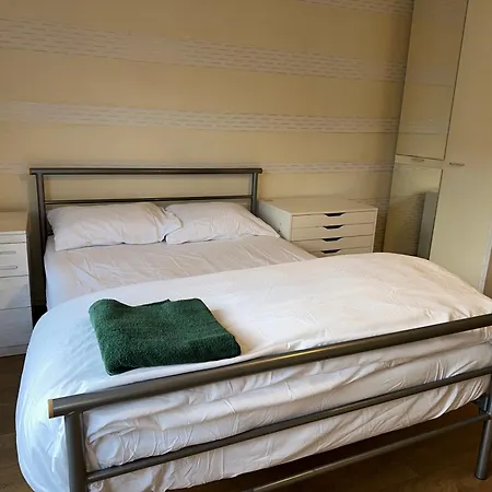 Patchway Homestay Bristol Esterno foto